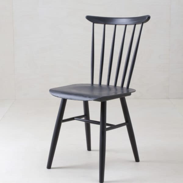 Vintage spindle chairs, matt black, seating, event decoration