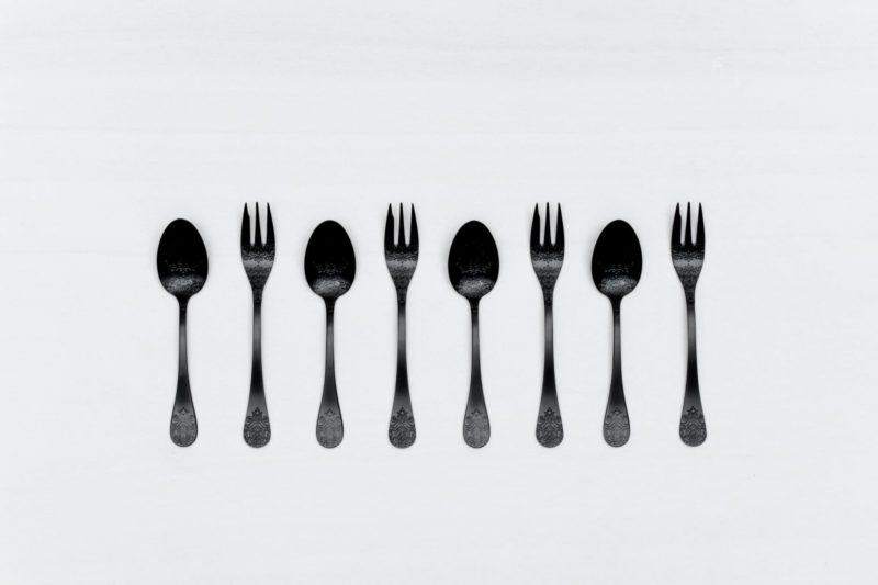 Rent modern menu cutlery