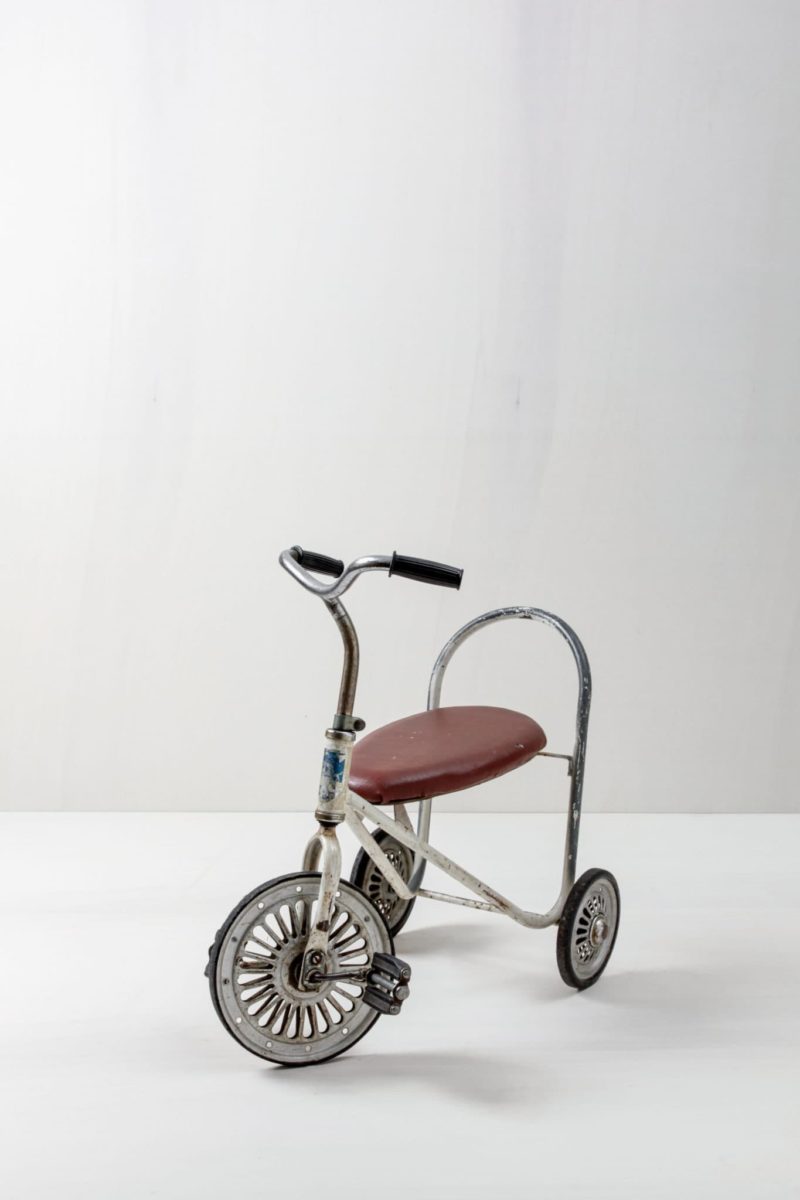 Decorative vintage tricycle for children, toys for rent