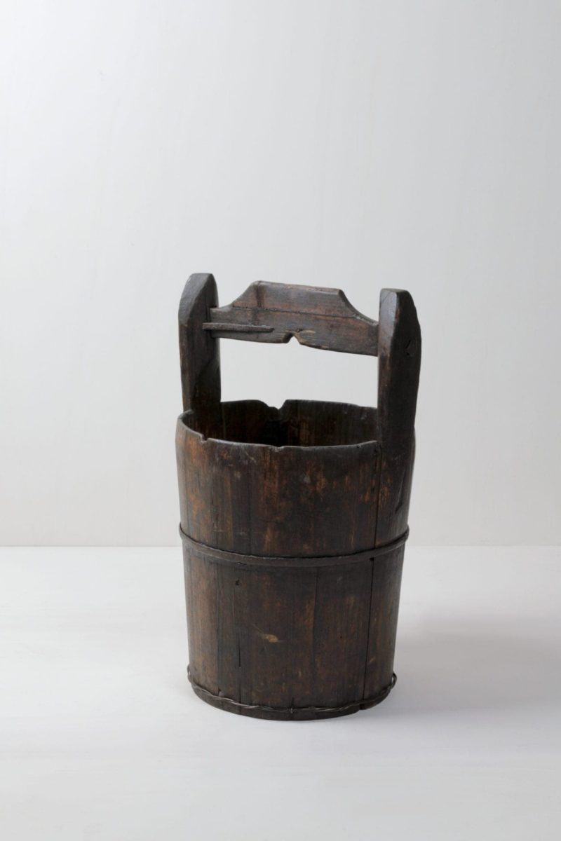 chinese wooden water buckets, wooden vases, vintage decoration for rent. wooden bucket