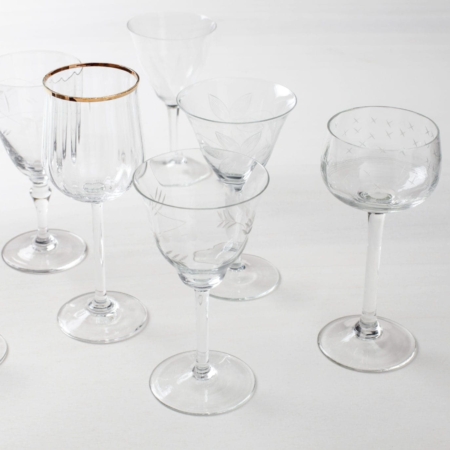Wine Glass Patricia Mismatching | These gorgeous, stylish vintage wine glasses are a must have and can be rented in large amounts. Some glasses are playful with different patterns, others elegant with a gold rim. The vintage wine glass of the Patricia series are a lovely collection for rent and available in different sizes and shapes. | gotvintage Rental & Event Design