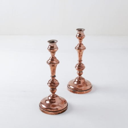 Candleholder Olivia | Candleholder Olivia is a pretty, copper-colored duo. Whether for the wedding ceremony, a stylishly designed side table or a small midnight buffet - the Olivia candleholders are rented by our customers for a wide range of different events. | gotvintage Rental & Event Design
