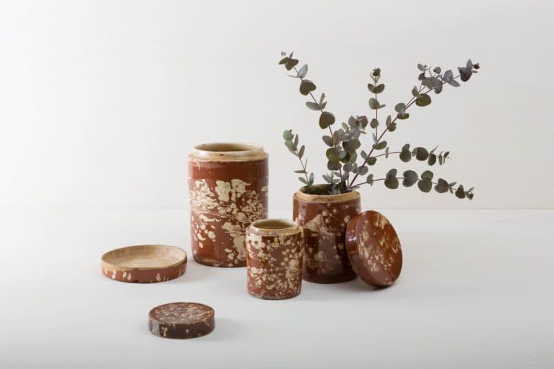  | These special vases of the series Punca are individually and interestingly brownish marbled. Grouped are giving the vases a perfect look for both autumn and summer events. Whether as a vase for a great spring or cornflower bouquet or as a jar for sweets on the buffet, vase Punca is rich in variety.Brown marbled ceramics, the old technique of marble glaze is very popular in southern Italy. The cylindrical storage vessels date from the 1930s and were used to store antipasti or olives. Now we... | 