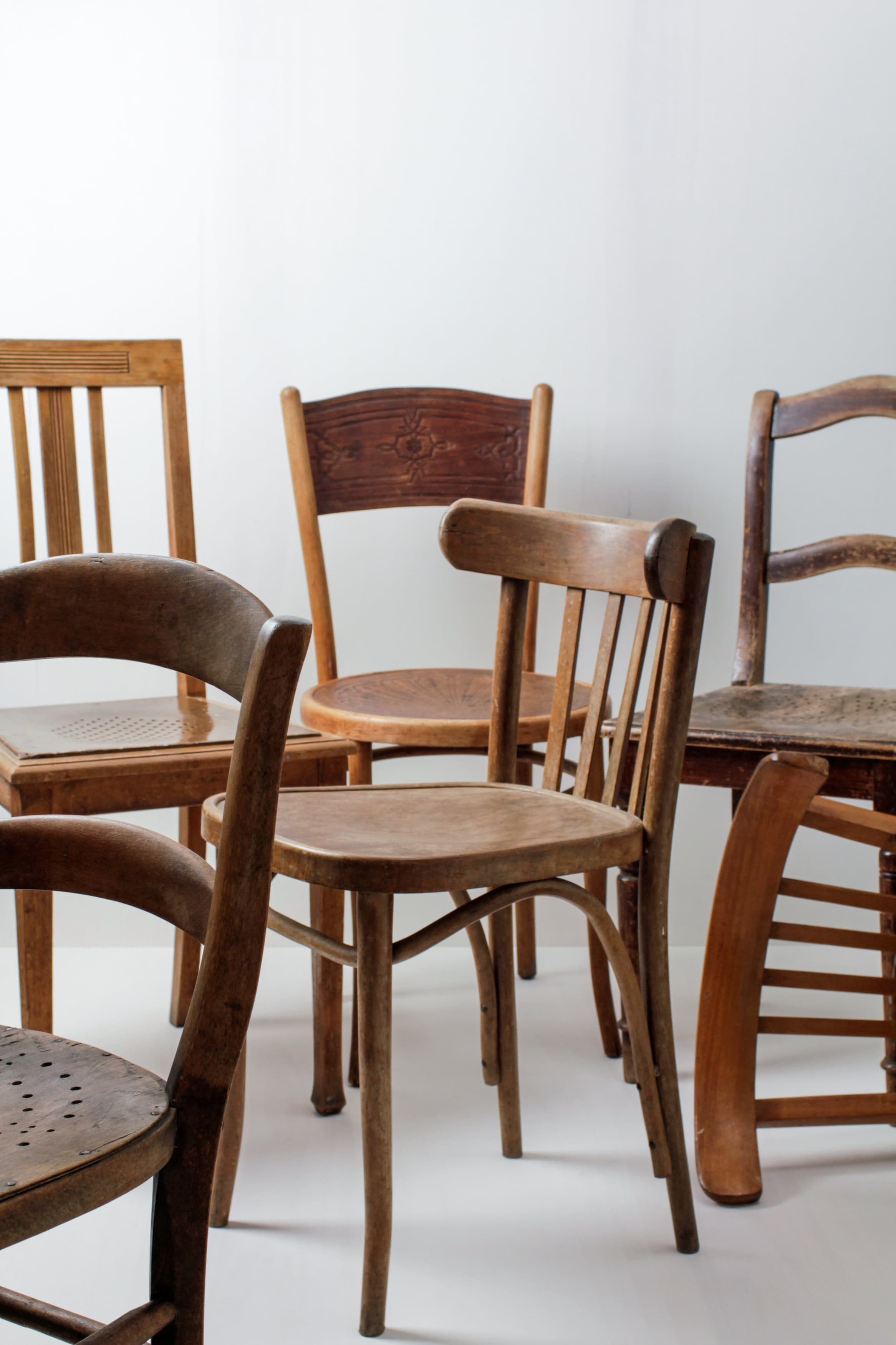 vintage wood chairs        <h3 class=