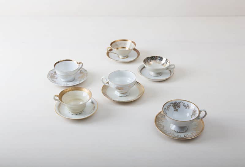 Rent vintage cups and saucers for coffee