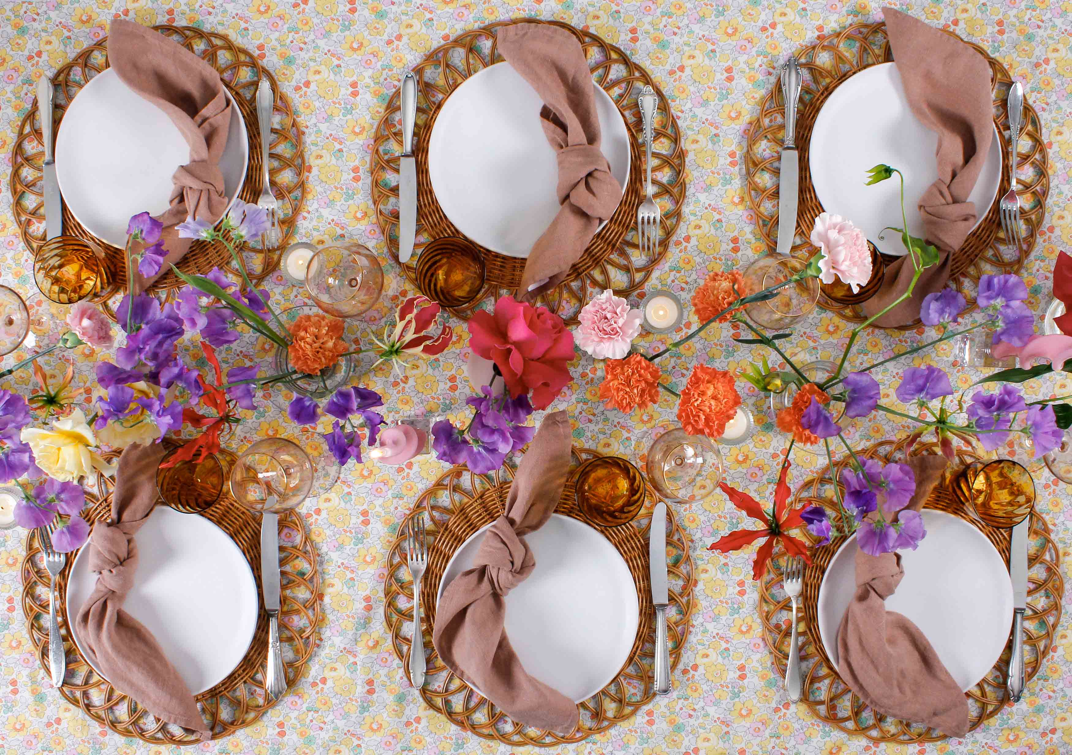 Tablescape Box Summer Blossoms | |